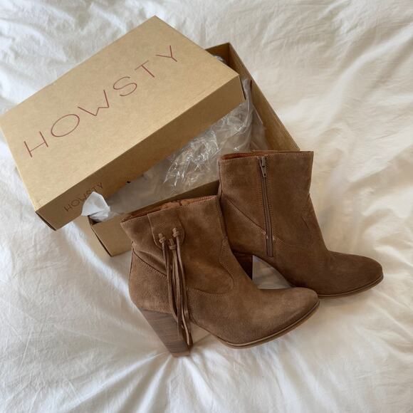 Anthropologie Shoes - Howsty Marci Suede Western Bootie in Taupe Size 39